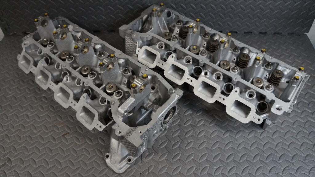 Chrysler 4.7 V8 Cylinder Heads Metric Motors